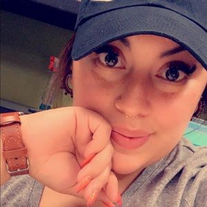 Meet your Posher, Taylor